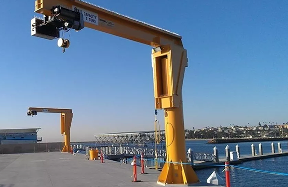 船用港口碼頭吊重機械設備